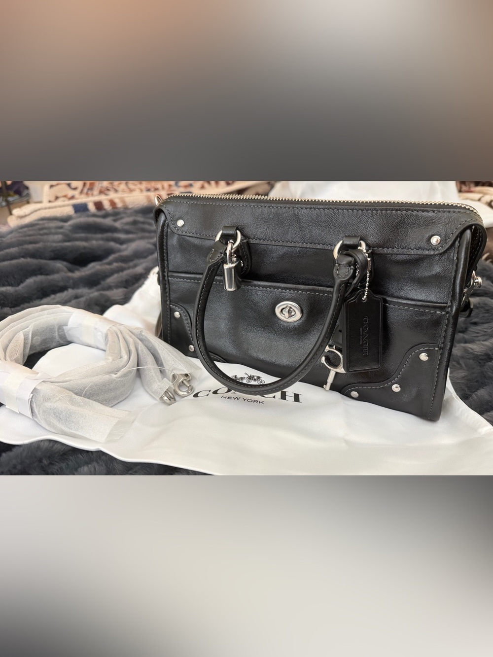 Coach - Black - Rhyder 24